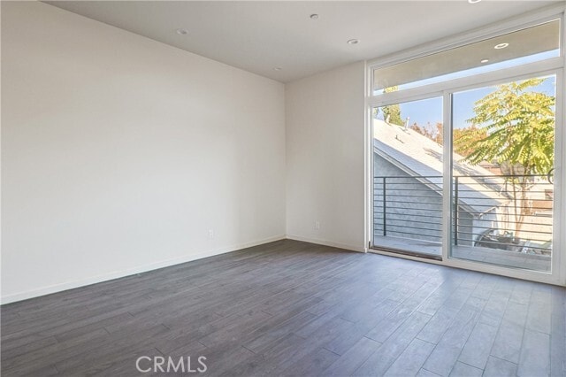 Building Photo - 14754 Gilmore St