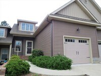Building Photo - 102 Cypress Cir