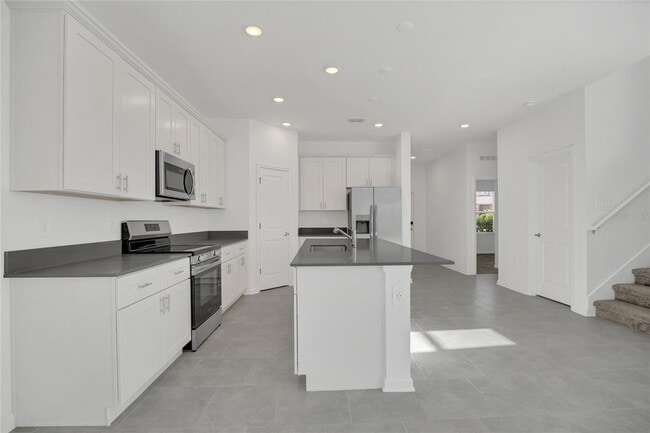 Building Photo - 2048 Shaggy Fisher Dr