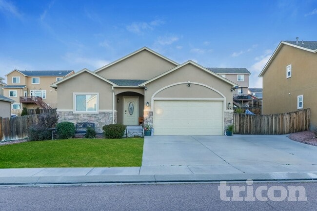 Building Photo - 7847 Dutch Loop