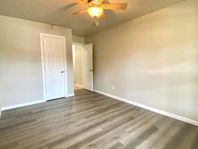 Building Photo - 4 Bed 2.5 Bath in NW OKC // Deer Creek Schools