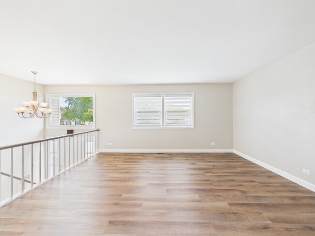 Building Photo - 4360 Mumford Dr