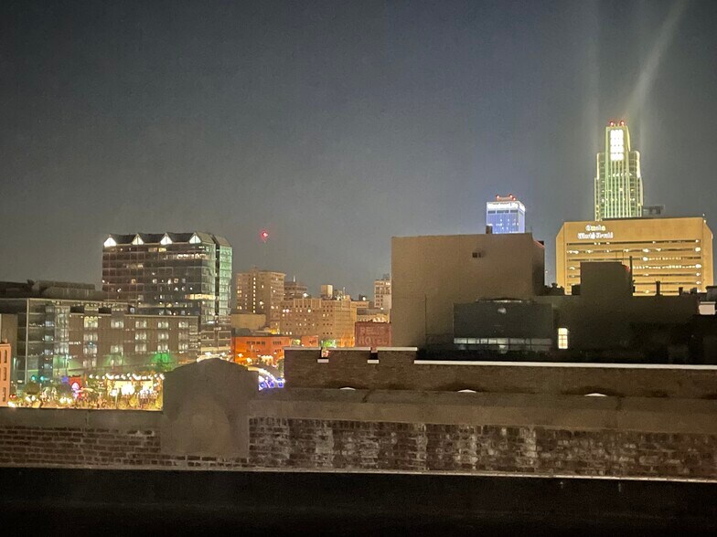 Building Photo - 105 S 9th St