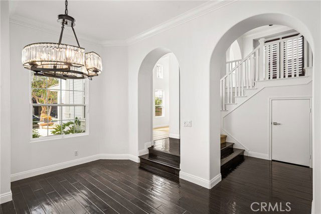 Building Photo - 6 Edendale St