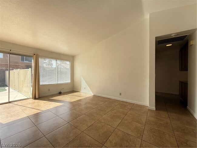 Building Photo - 6725 Trammel Ct