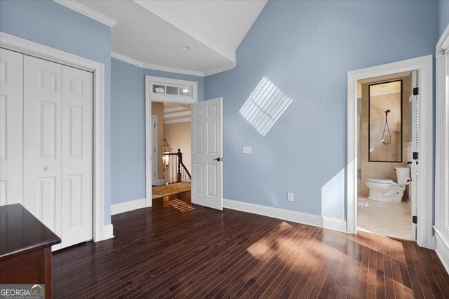 Building Photo - 530 Slane Trce