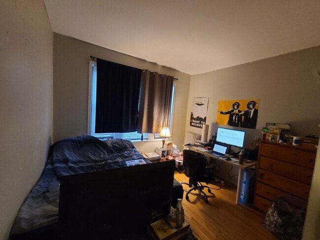 Building Photo - Close to T stop - Cleveland Circle - On site laundry