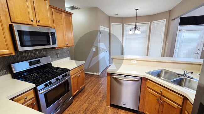 Building Photo - 223 Elmbrook Ln
