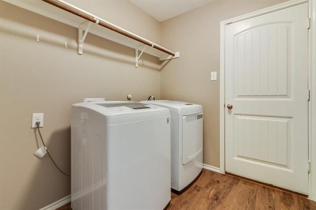 Building Photo - 1100 Cedar Hollow Dr