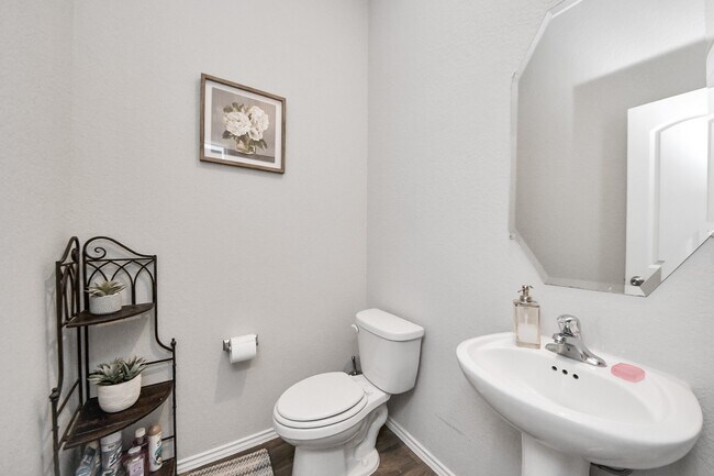 Building Photo - 21303 Bellaria Summit Trail