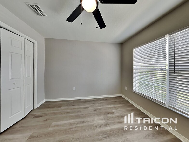 Building Photo - 3046 Grand Preserve Blvd