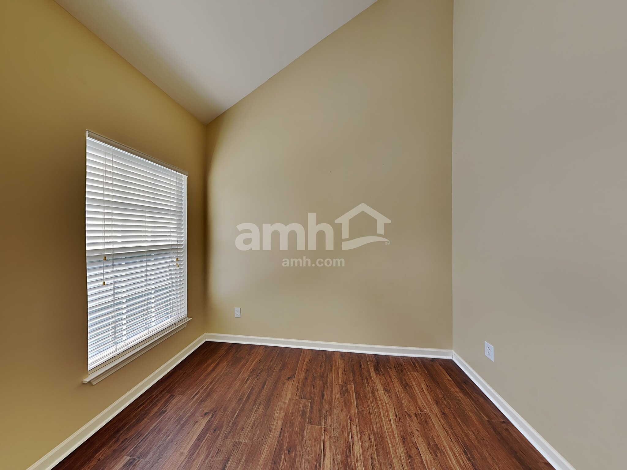 Building Photo - 5 Red Bark Ct