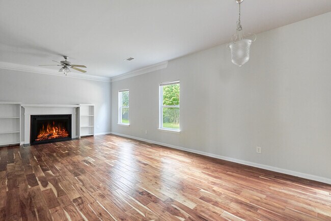 Building Photo - 4 bedroom house in Suwanee