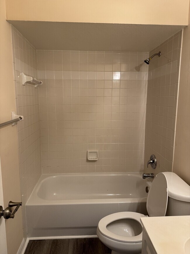 Building Photo - 26741 Little John Ct