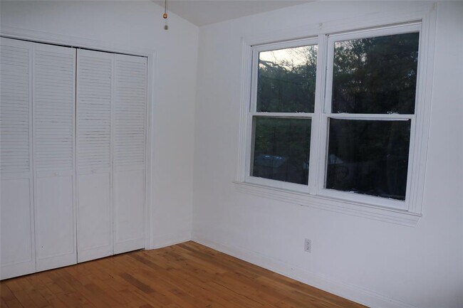 Building Photo - 4804 Caswell Ave