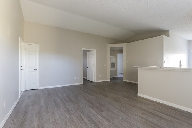 Building Photo - 7712 Sign St