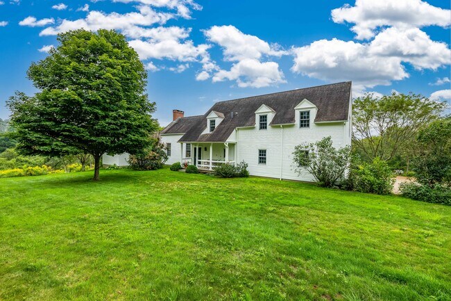 Building Photo - 43 Butternut Rd