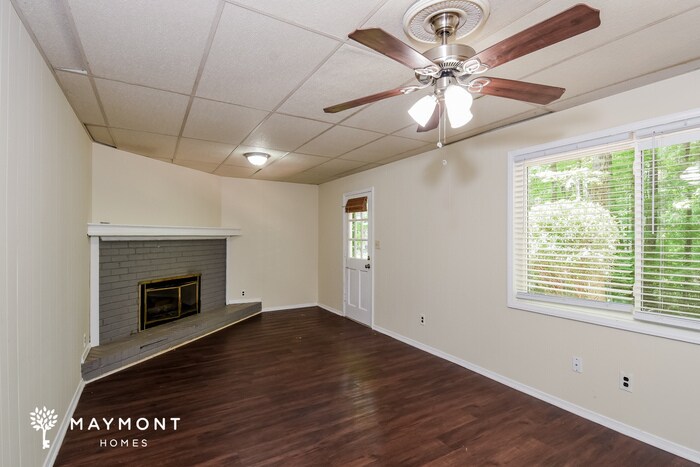 Building Photo - 6192 Pine Bluff Ct