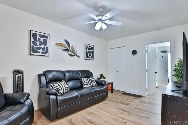 Building Photo - 4685 E Mountain View Dr