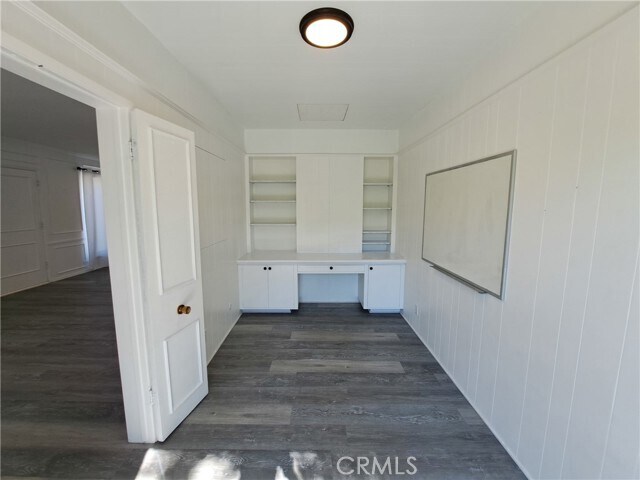 Building Photo - 14356 Greenleaf St