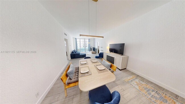 Building Photo - 4001 S Ocean Dr