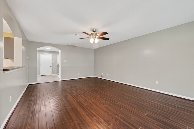 Building Photo - 11735 Alief Clodine Rd