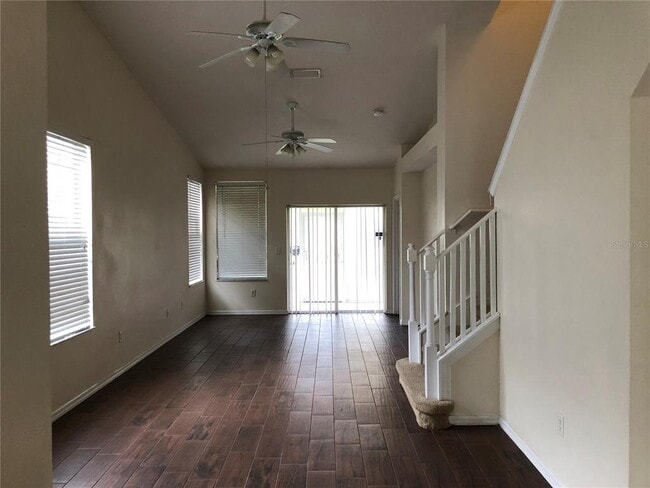 Building Photo - 9817 Carlsdale Dr