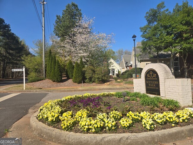 Building Photo - 1556 Settlers Walk Ct