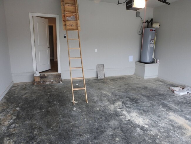 Building Photo - 2021 Construction! 4 Bedroom 2 Bathroom home. Now Leasing