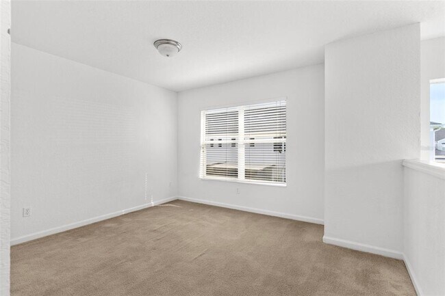 Building Photo - 1142 Shallcross Ave