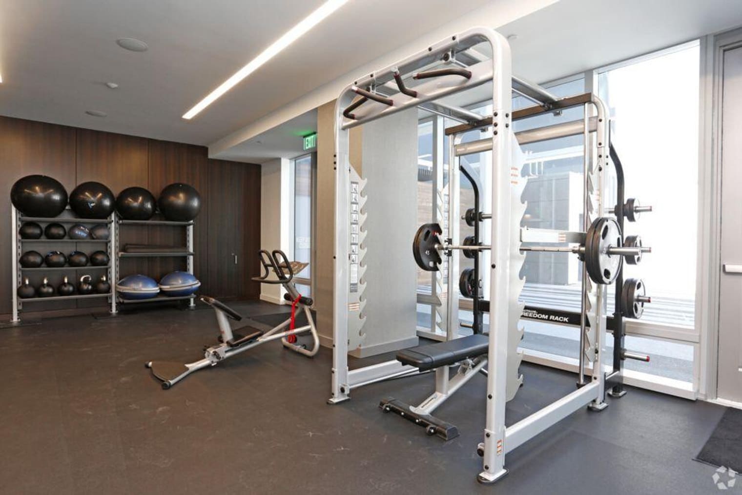 Building Photo - 35 Tehama St