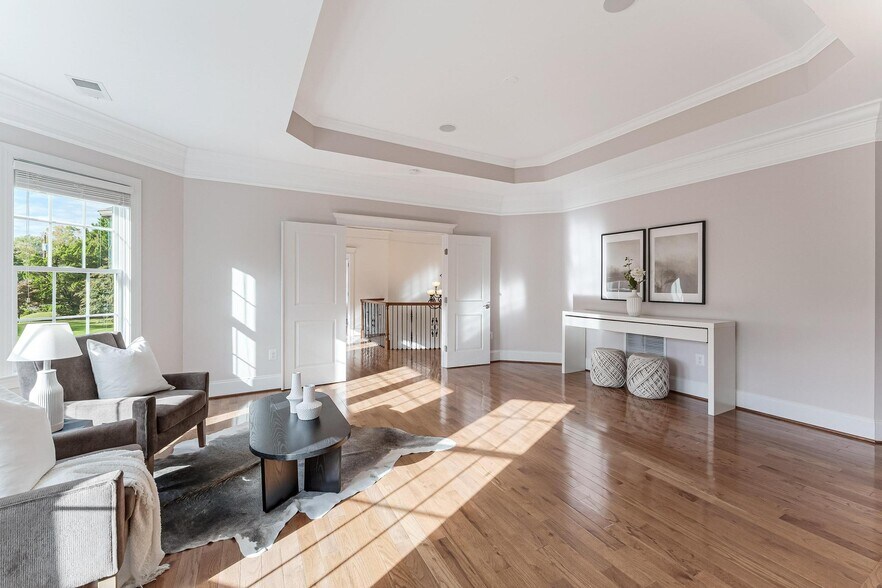 Building Photo - 829 Golden Arrow St