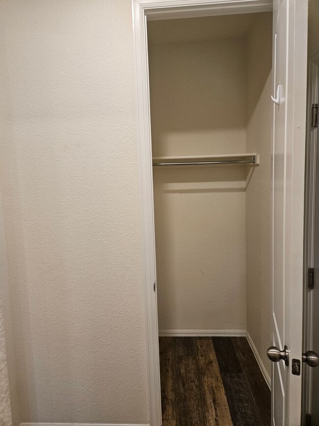 Building Photo - 3 Bed 2.5 Bath Home In Commerce City