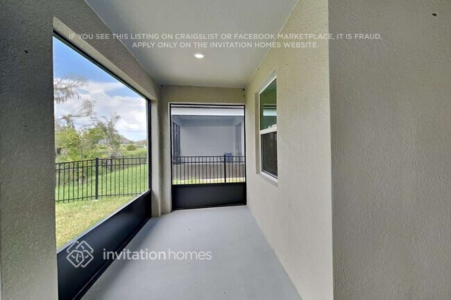 Building Photo - 14326 17 Ct E