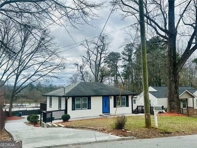 Building Photo - 1288 Northwest Dr NW