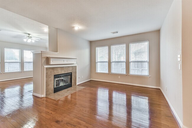 Building Photo - 9506 Gramond Hall Ct