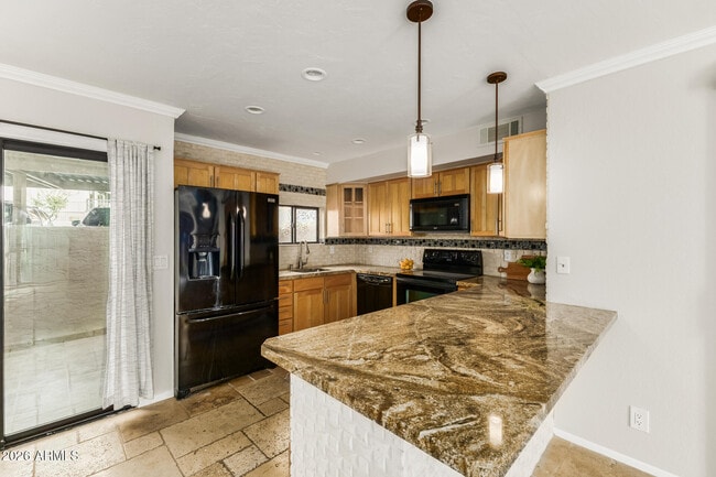 Building Photo - 1401 E Puget Ave