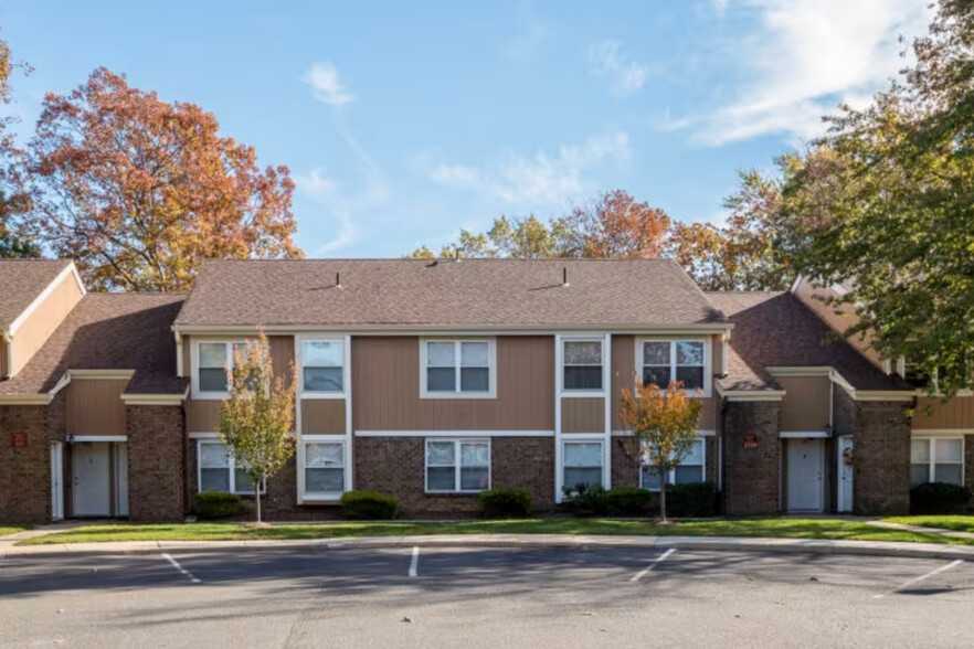 Primary Photo - Dutchtown Manor Apartments