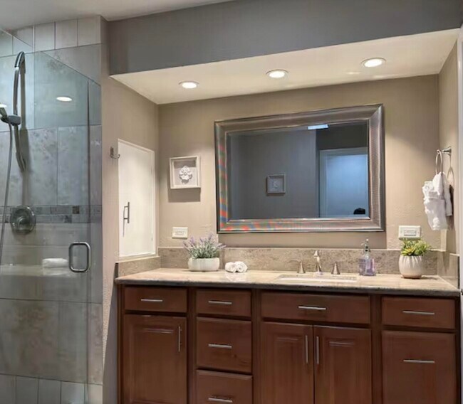 Building Photo - 46632 Arapahoe Cir