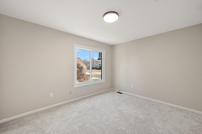 Building Photo - 28849 Hearthstone Dr