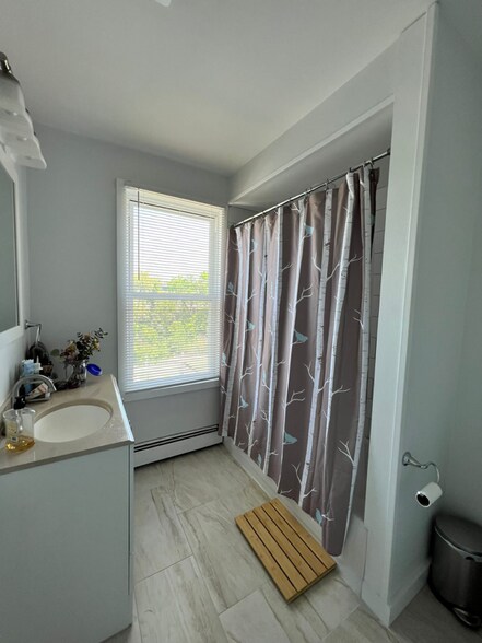 Building Photo - 26 Elizabeth St