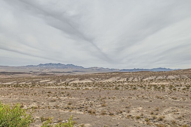 Building Photo - Beautiful single story Lake Las Vegas home...