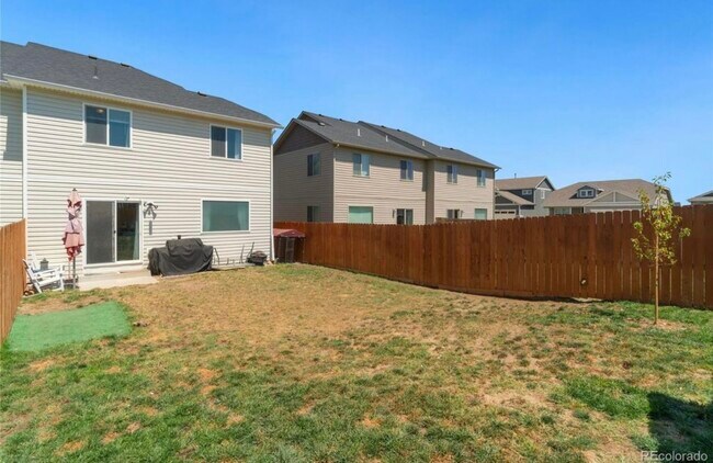 Building Photo - 504 Foxtail Pl