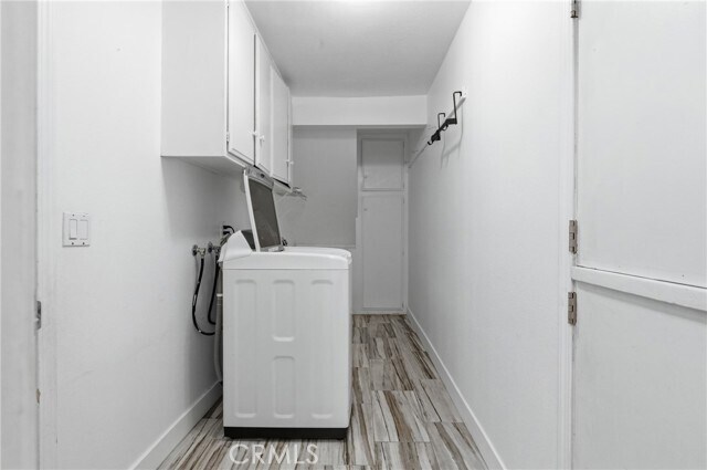 Building Photo - 1335 N Sarita Pl
