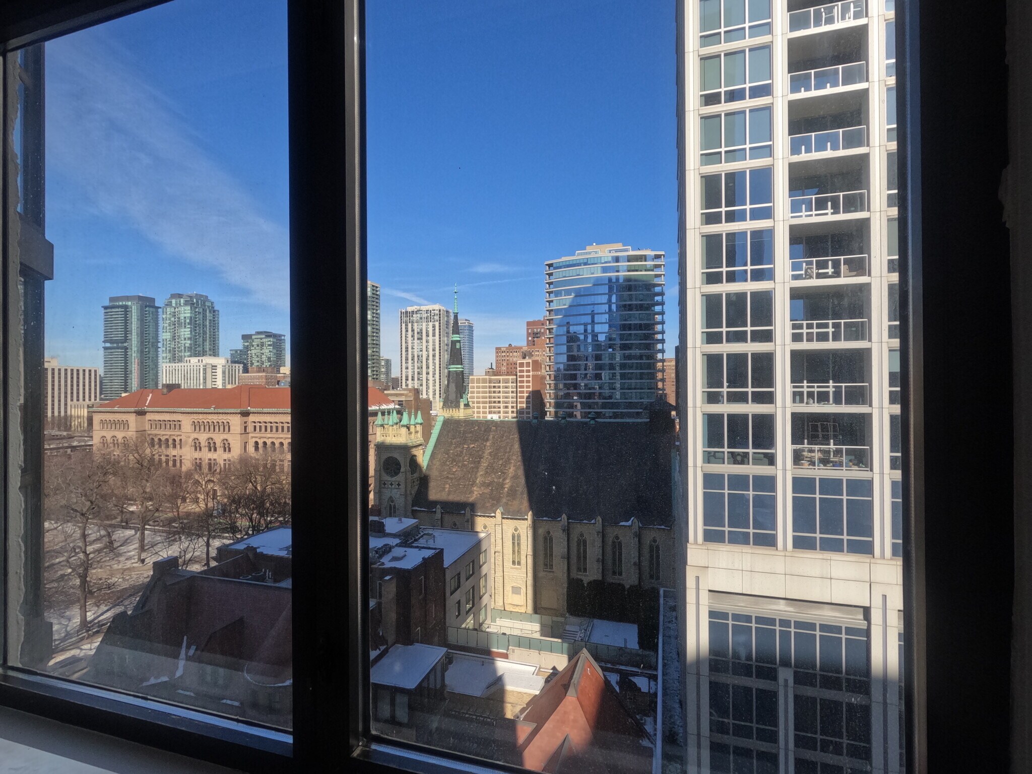 Building Photo - 33 W Delaware Pl