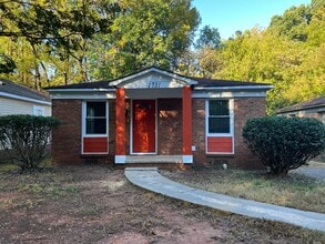 Building Photo - RENOVATED 3 Bd 1 Ba Home In University Park