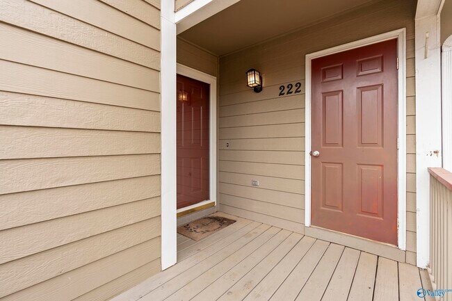 Building Photo - 222 Waters Edge Ln