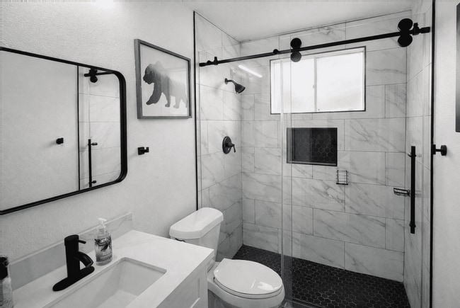 Building Photo - 10907 Sageriver Dr