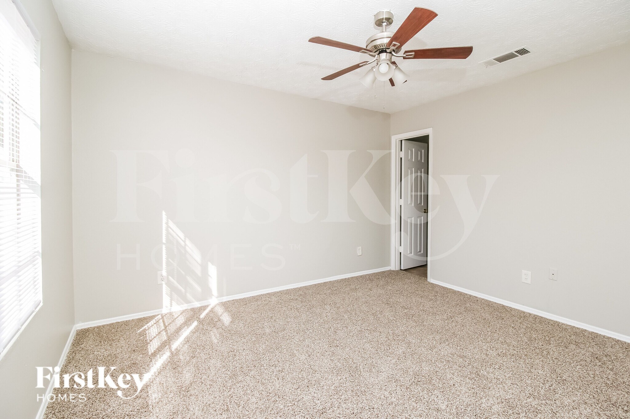 Building Photo - 3769 Reston Ln