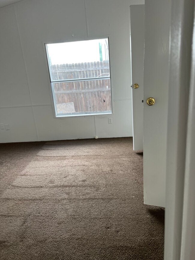 Building Photo - Welcome to the charming Riverdale Farms subdivision in Thornton, CO, where a delightful 3-bedroom...